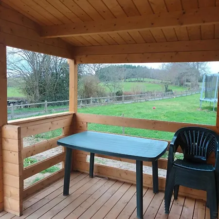 Des Etangs *