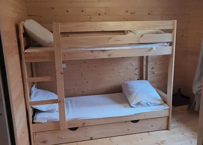 Des Etangs Chalet Montel-de-Gelat